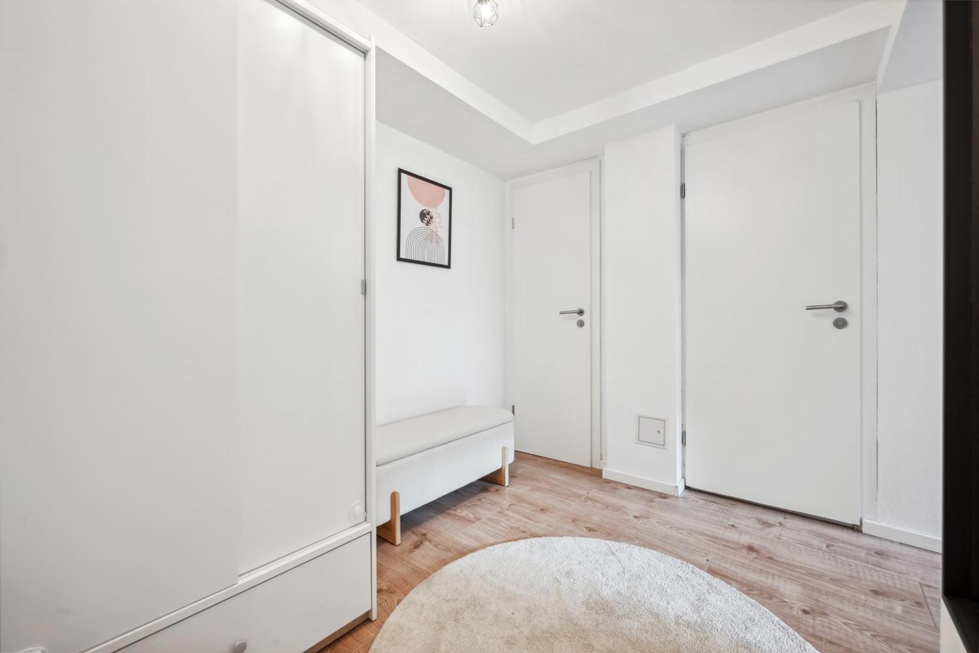 Malu Rooms - Ruhige Lage, Erdgeschoss, Smarttv, Netflix, 24H Checkin, Ludwigsburg Eksteriør bilde